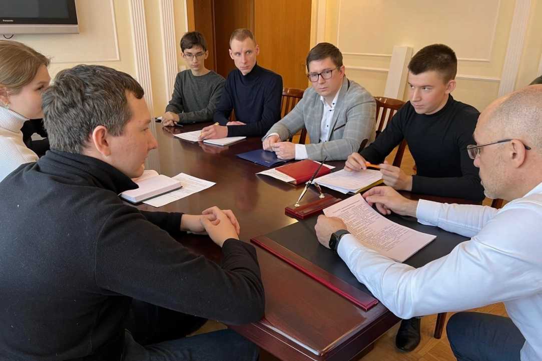Иллюстрация к новости: ИнАгИс встретился с министром сельского хозяйства и продовольствия Рязанской области